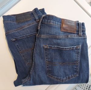 TWO pairs Lucky brand jeans 32x32